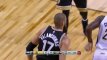 Galingais dėjimais svečius baudęs J. Valančiūnas svariai prisidėjo prie „Raptors“ pergalės