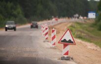 Viename iš pagrindinių Lietuvos kelių - permainos