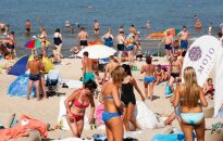 Sako, kad tuoj į pajūrį bus sunku prasibrauti
