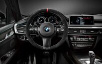 Už prabangų BMW sumokėję pinigus, pardavėjo turi ieškoti su policija