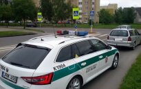 Policijai gerai žinomo kauniečio automobilyje rasti beveik 4 kg amfetamino
