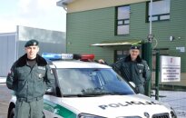 Viešosios tvarkos sk. patruliai Egidijus Juozapavičius ir Martynas Valūnas