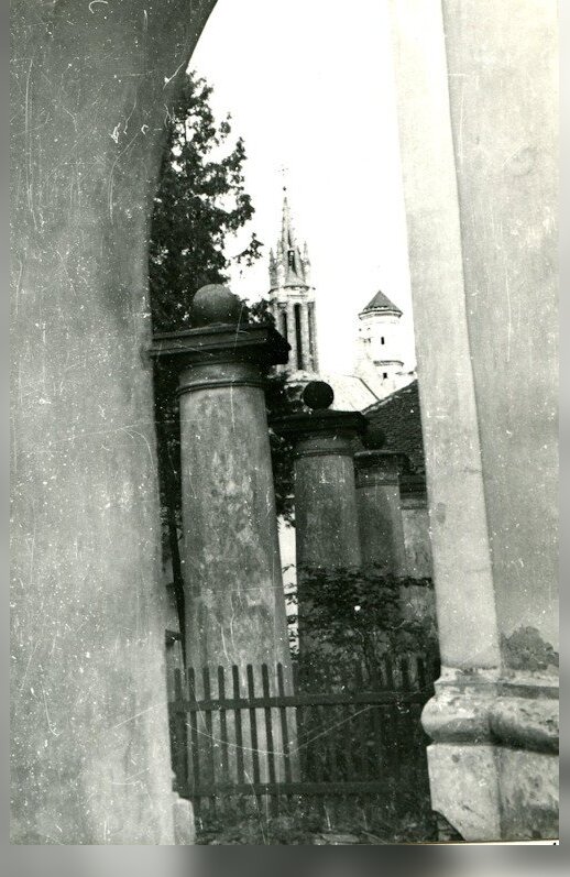 Kolonos, laikiusios procesijų galeriją, po 1912 m. rekonstrukcijos