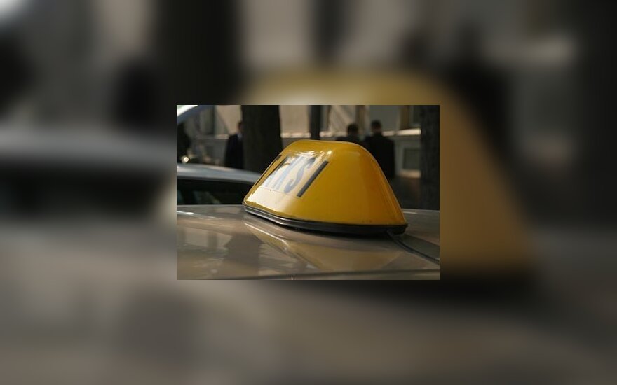 Taksi Panevėžyje veš pigiau