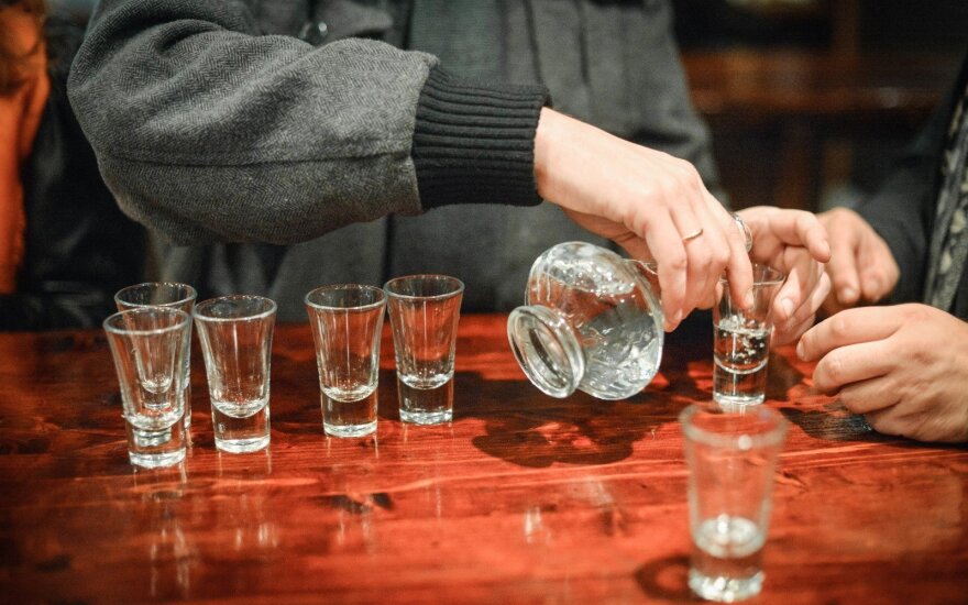 „Tvarkietis“ siūlo grąžinti priverstinį gydymą nuo alkoholizmo