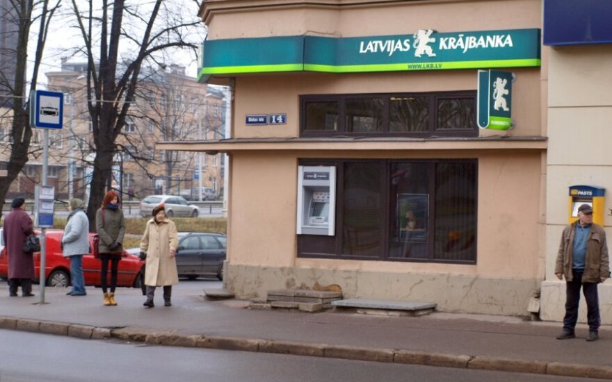 „Krajbanka“ įsipareigojimai banko turtą viršija 140 mln. latų