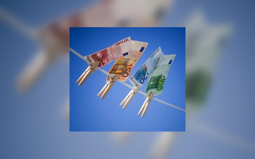 Europos centrinio banko vadovas: eurui pavojaus nėra