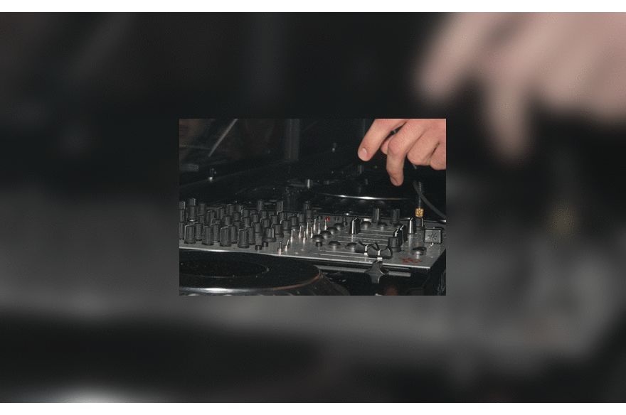 DJ pultas