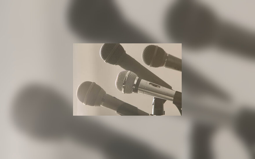mikrofonai, konferencija, kalba