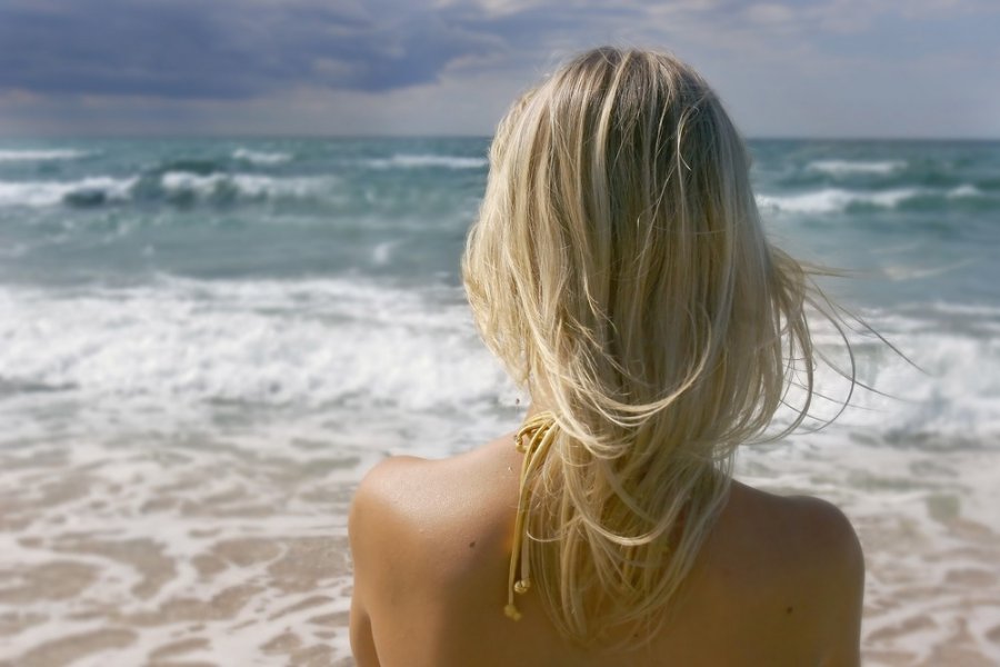 Красивые девушки блондинки на пляже 63 фото