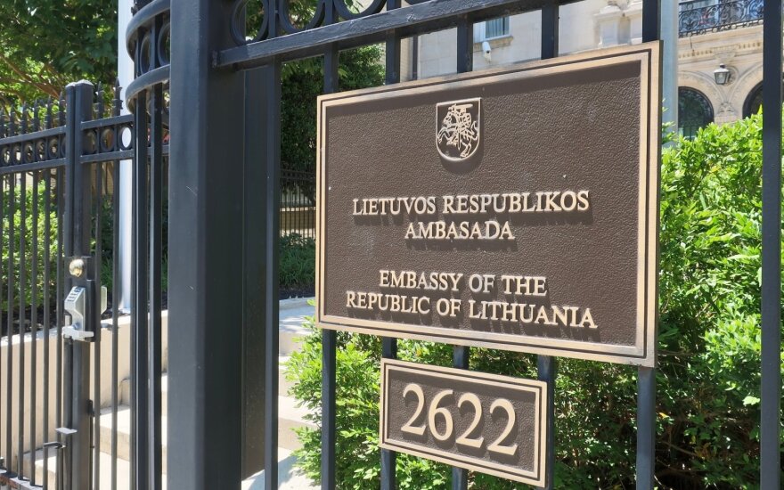 Литва создала возможность просить убежища в посольстве страны в Беларуси