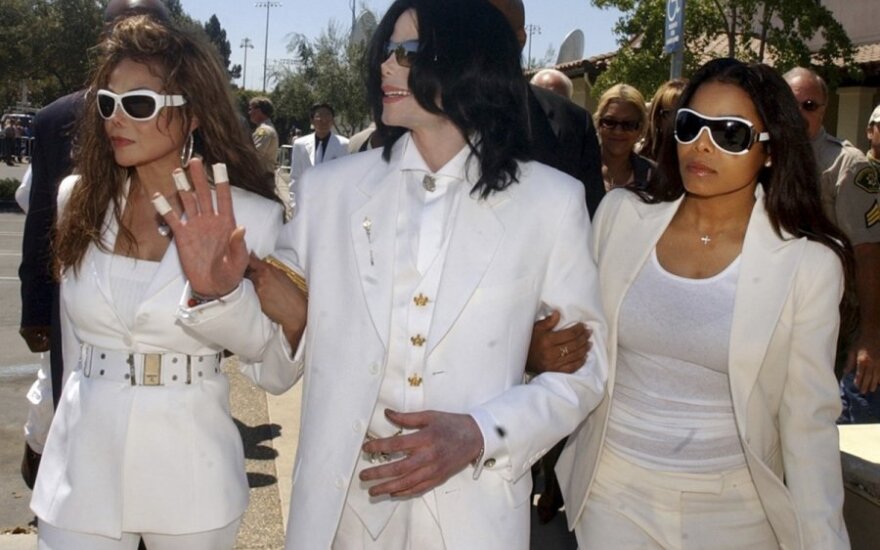 Альбом Майкла Джексона Thriller побил рекорд продаж