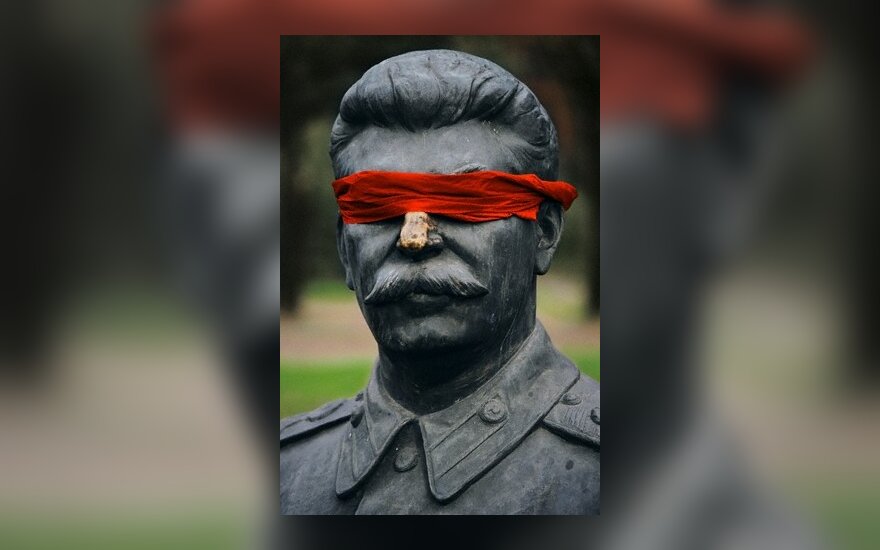 Зачем в Беларуси реабилитируют СССР и Сталина?