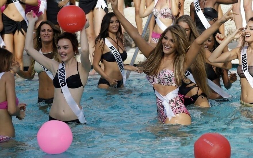 ФОТО: Участницы Miss Universe 2015 в бикини