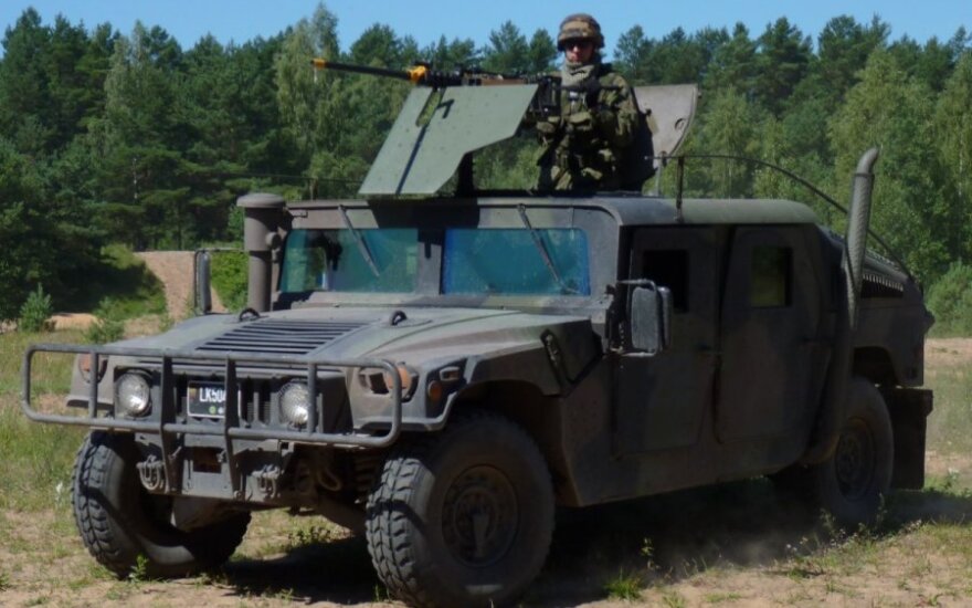На новые бронированные внедорожники Литва выделит около 142 млн евро