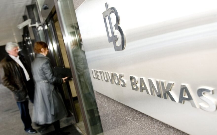 Центробанк Литвы требует от газеты Lietuvos rytas опровержения