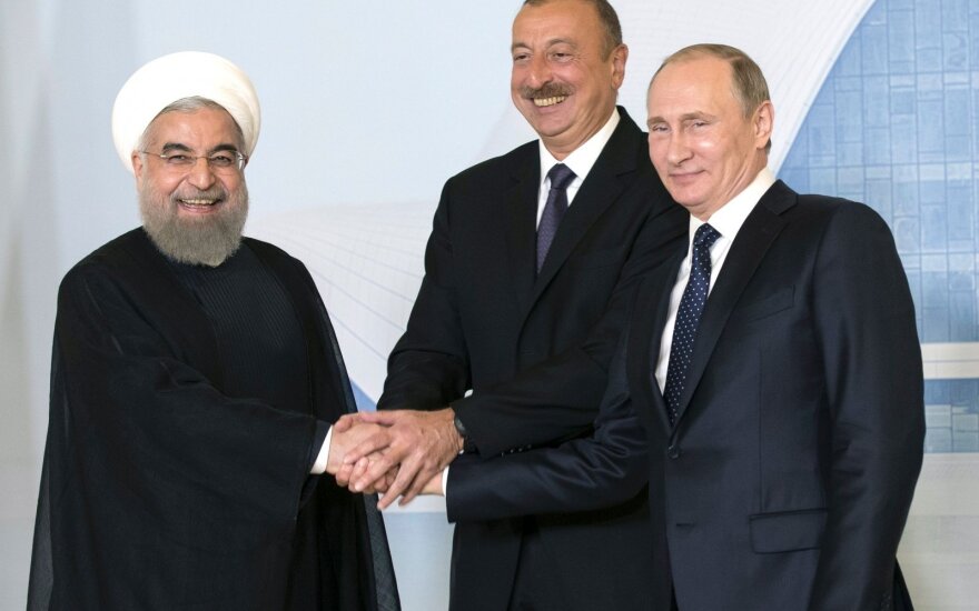 V. Putinas, I. Aliyevas ir H. Rouhani