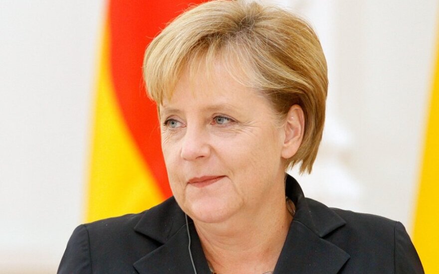 Меркель: Италия должна провести бюджетные реформы