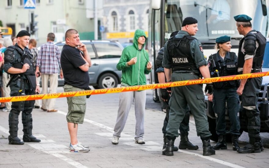 У хорватских болельщиков нашли взрывчатку и бейсбольные биты