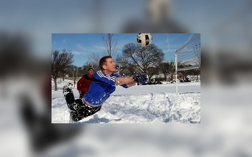 Волейбол на снегу в России стал отдельным видом спорта