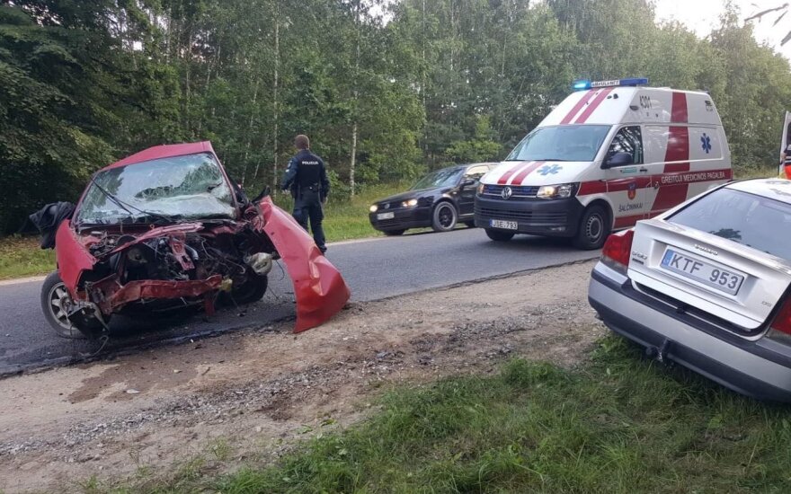 В Шальчининкском районе в ДТП погиб водитель Audi, пострадали двое детей