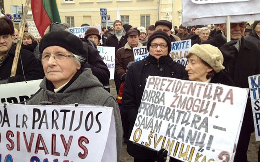 На митинге поддержали экс-руководителей СРФП и призвали расформировать ДГБ