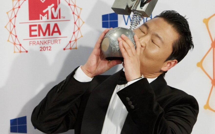 "MTV" apdovanojimai, atlikėjas Psy