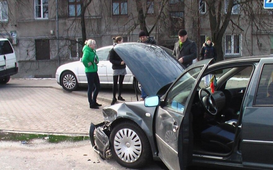 После экзамена студентки попали в аварию