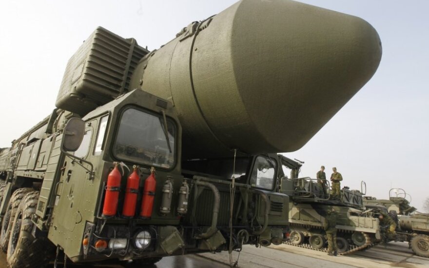 Россия тренируется уничтожать условного врага ракетами "Тополь"
