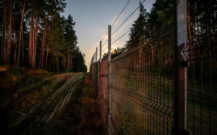 За сутки в Литву не пустили больше 300 мигрантов