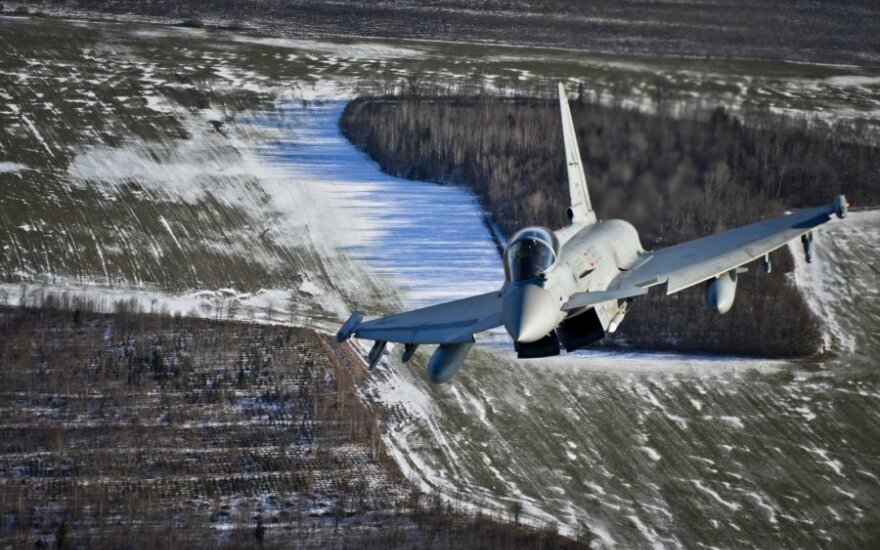 Naikintuvas „Eurofighter Typhoon“ (V. Eivos nuotr.)