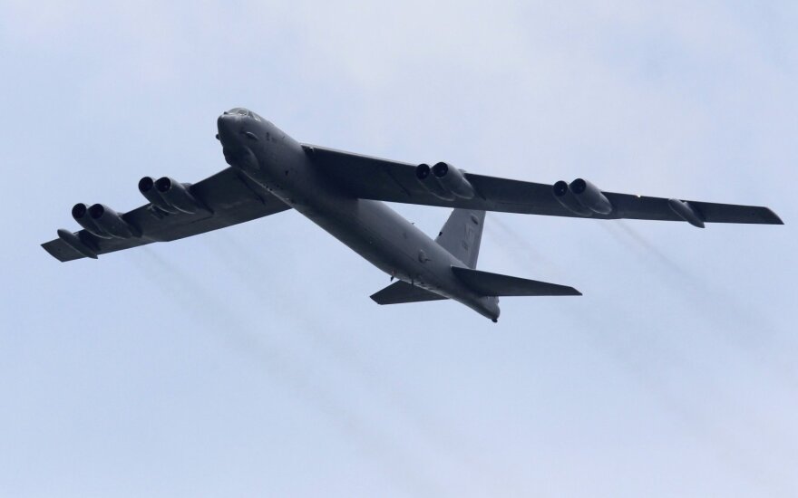 США впервые с 1991 года приводят в боевую готовность B-52