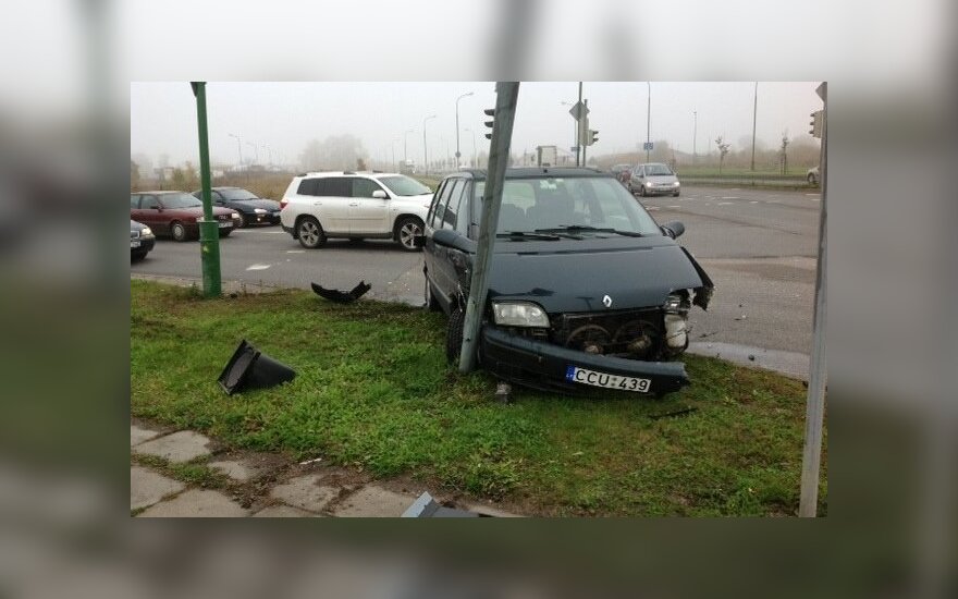 В Клайпеде потерявшая сознание пенсионерка ехала 140 м по тротуару