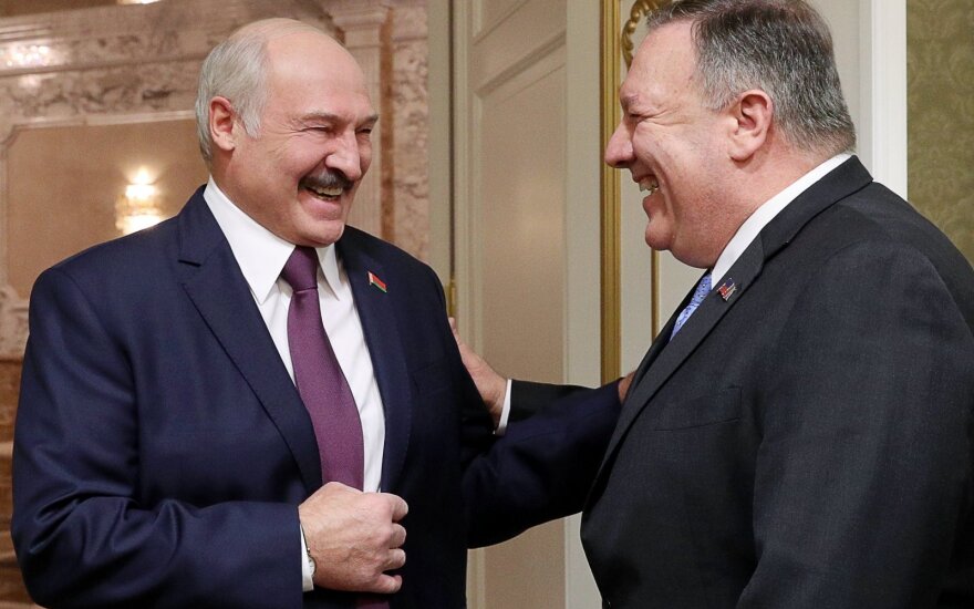 ГУАМ плюс Беларусь? Что стоит за "сливами" о тайном послании Трампа к Лукашенко