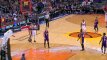 NBA dienos epizodas: E. Bledsoe šūvis iš aikštės vidurio