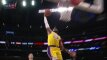 Lebronas Jamesas debiutavo „Lakers“ namų arenoje įspūdingu dėjimu