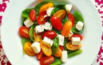 Salotos su feta