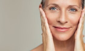 Jautrios veido odos priežiūra: kokios kosmetikos priemonės iš tiesų gali pagelbėti