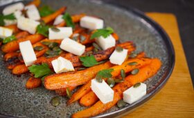 Karamelizuotos morkos – ir garnyras, ir atskiras patiekalas