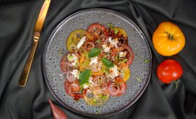 Pomidorų karpačio – ir prie sumuštinių, ir mėsos patiekalų