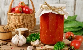 Pomidorai savo sultyse – ko gero, gardžiausi