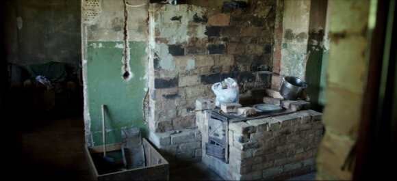 "Миллионеры на бумаге": эмигрантами из Литвы воспользовались аферисты