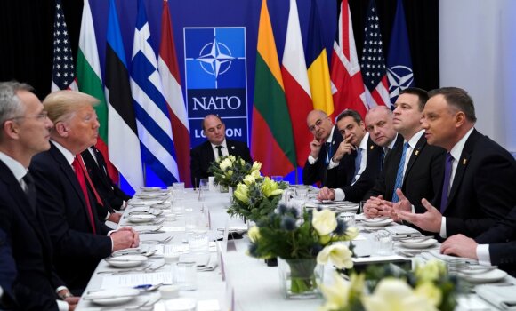 Skandalingų turkų pareiškimų pasekmės: svilėsio kvapas erzina NATO, bet tai dar ne pabaiga