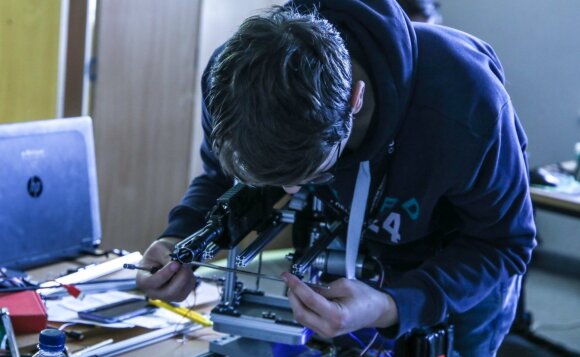 Technologijos veržiasi į ES karinę pramonę: Lietuvos įmonėms – neeilinė galimybė sustiprinti šalies gynybą