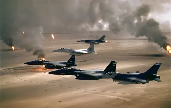 JAV aviacija operacijos "Audra Dykumoje" metu