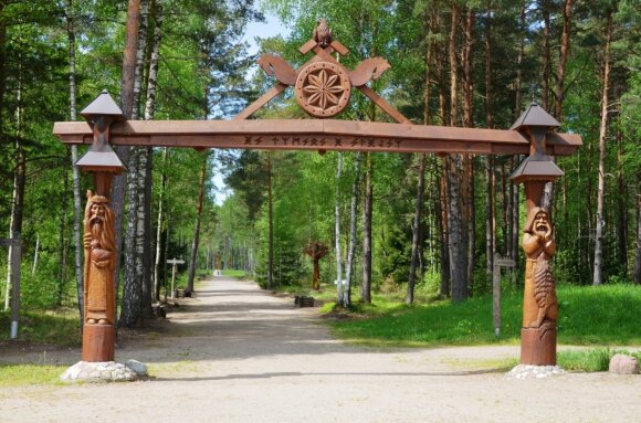 Baltų mitologijos parkas
