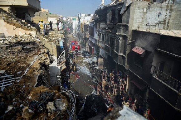 Pakistan International Airlines plane crashed into residential area