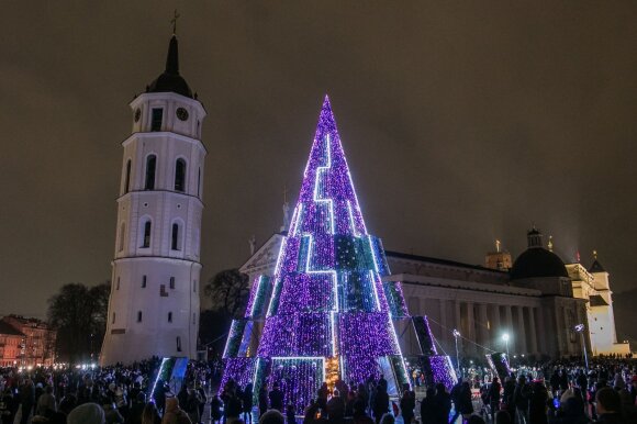 Finally, the capital has an impressive Christmas tree, which will be admired by all of Europe.