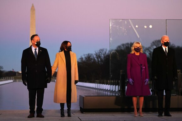 Kamala Harris with her husband and Joe Biden with his wife Jill