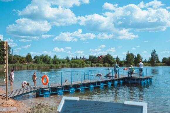 Unable to leave for Turkey, the small town community has created a tourist beach for them: let's go on vacation here!